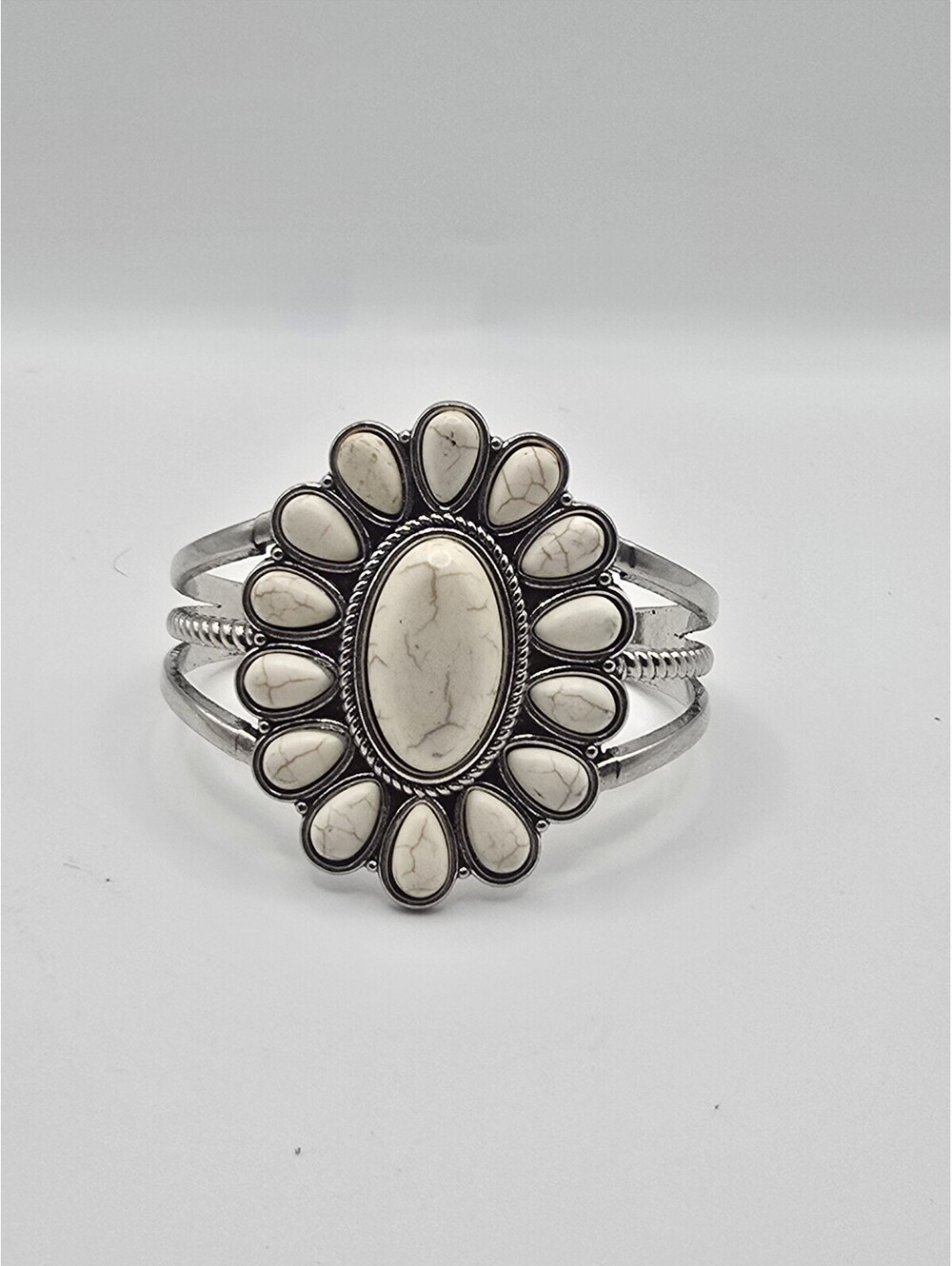 Silver Tone Cuff Bracelet White Howlite Concho Flower Cluster Western Southwest